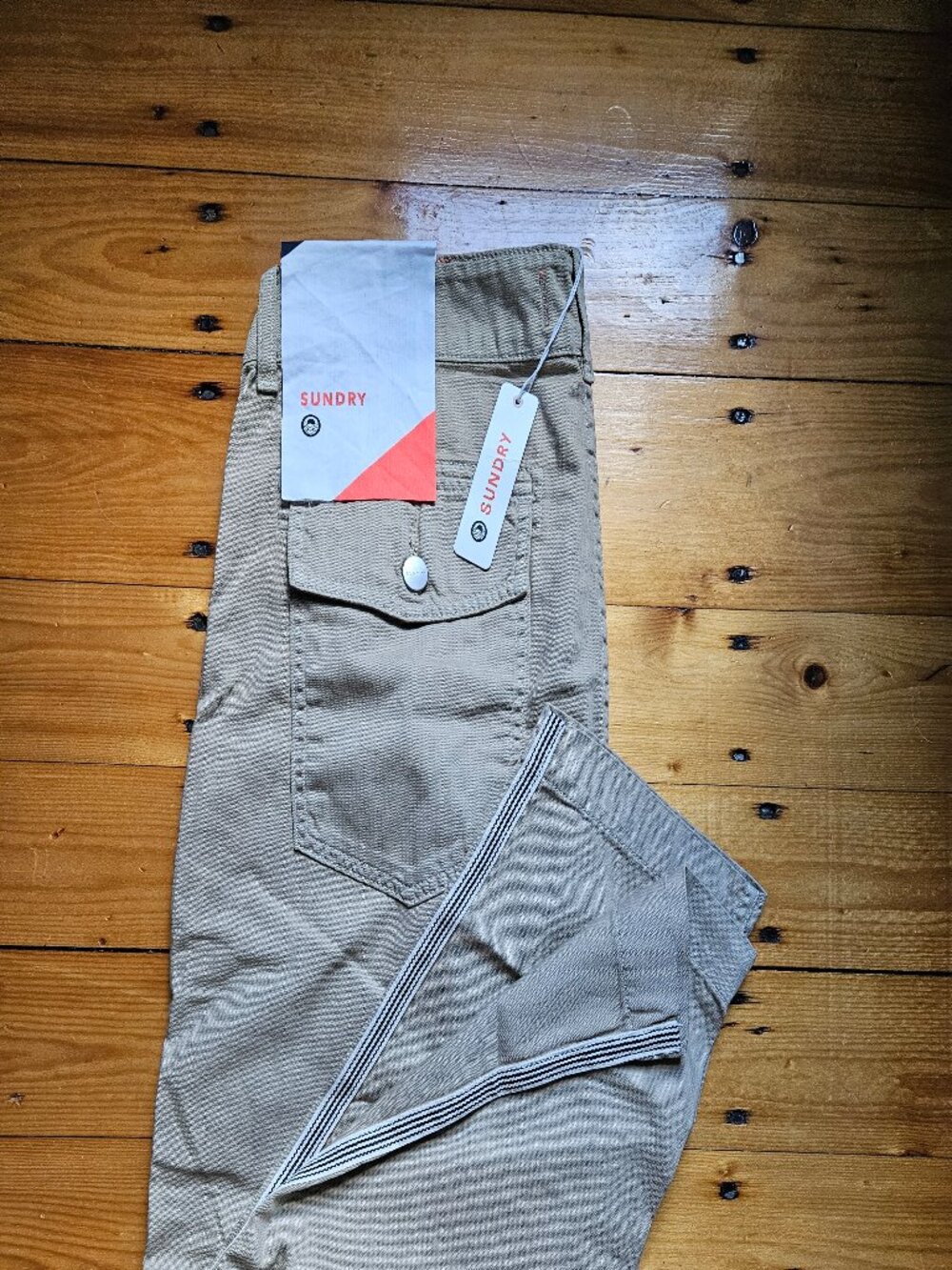 NWT Sundry Khaki Cropped Utility Pants with Side Stripe Size 31